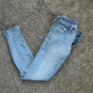 Light wash American Eagle jeans